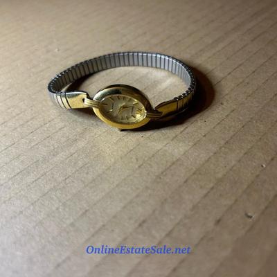 OVAL ELASTIC WATCH