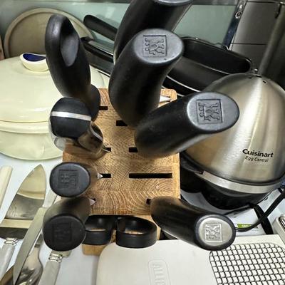 Zwilling/ Henckels knife set kitchen lot..