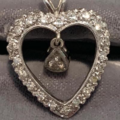 14k White Gold Heart Pendant w/ diamonds