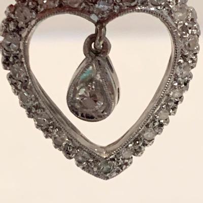 14k White Gold Heart Pendant w/ diamonds
