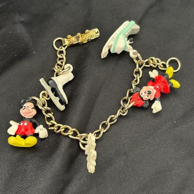 Vintage Collectible Disney On Ice Mickey Minnie Mouse Charm Bracelet