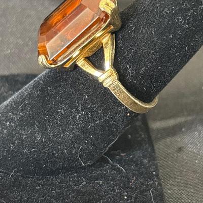 Avon Vintage faux topaz cocktail ring