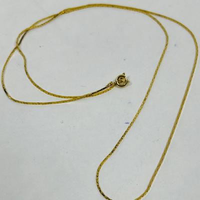 gold tone chain necklace