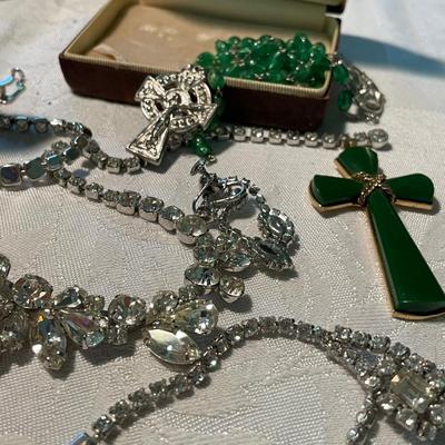 Rhinestone, Coral & Jade Jewelry