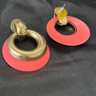 Vintage pink gold tone hoop earrings