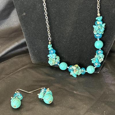 Turquoise tone blue howlite beaded necklace and earrings set