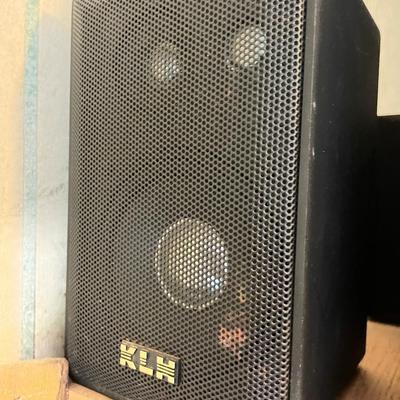 Speaker Lot