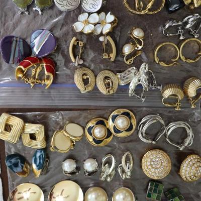 Collection of Jewlery