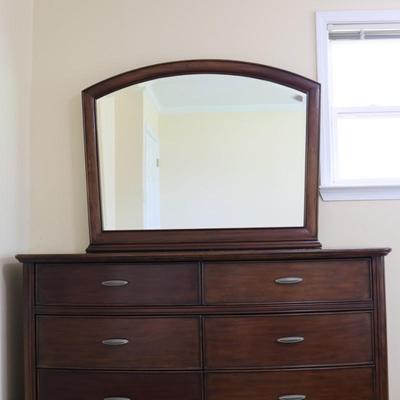 Ashley Furniture - Six Drawer Dresser with Mirror