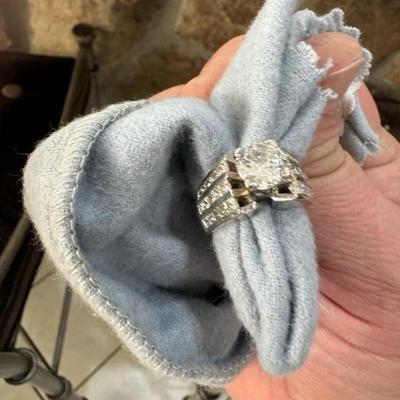 24kt White Gold 5 carat ring