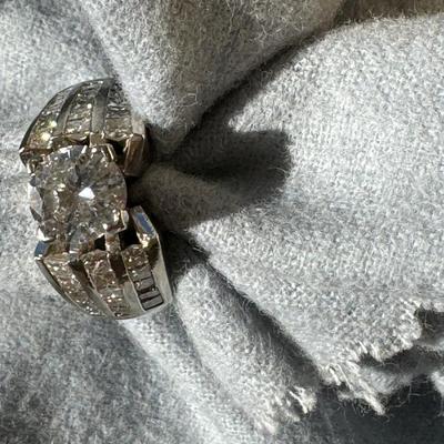 24kt White Gold 5 carat ring