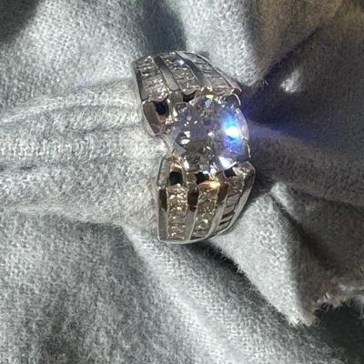 24kt White Gold 5 carat ring