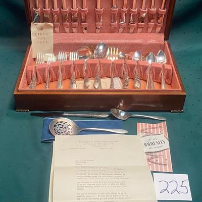Vintage Oneida Community Silver Plate Set
