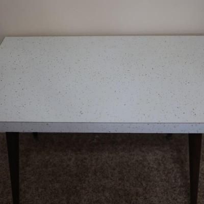 Vintage Mid-Century Side/Coffee Table