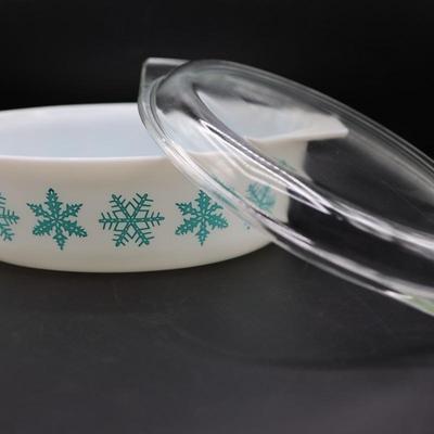 Vintage Pyrex Snowflake Casserole Dish with Lid