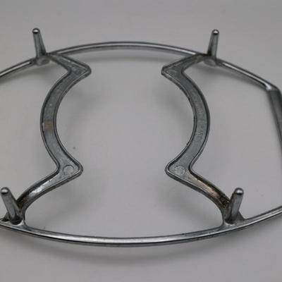 CORNING Ware Dishes (5) & Trivet (1)
