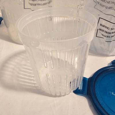 Assorted Glass & Plastic Kitchen Storage Containers (G-JS)