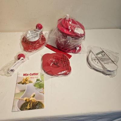 Kitchen Gadgets: Choppers, Cutters, Graters, & Much More! (G-JS)