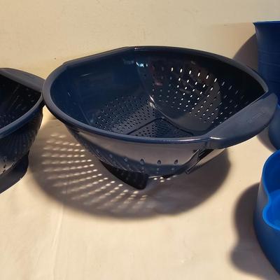 Kitchen Gadgets: Choppers, Cutters, Graters, & Much More! (G-JS)
