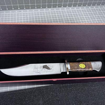 American Mint Majesty in Flight Commemorative Knife in Presentation Case