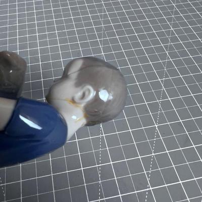 Royal Copenhagen Figurine "Child w/Puppy"