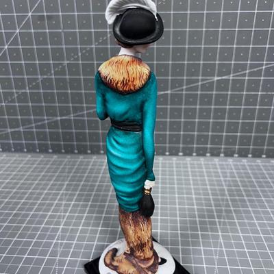 Giuseppe Armani Figurine LADY With Handbag
