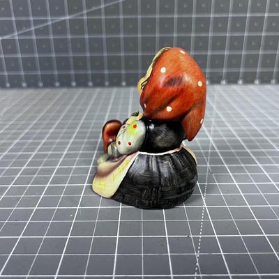 Hummel Figurine Girl with the Black Bird 