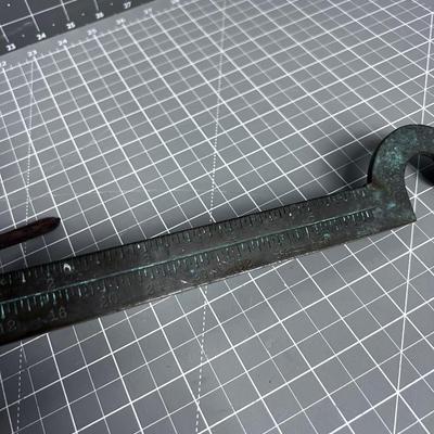 Rustic Balance Scale Part 