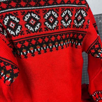 DAMN!!!! Matching Ski Sweaters