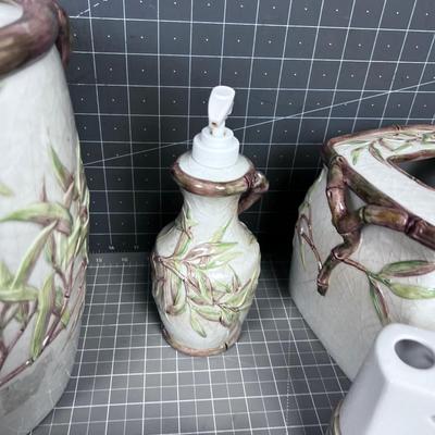 Bathroom Décor: 6 Piece Set Bamboo Style