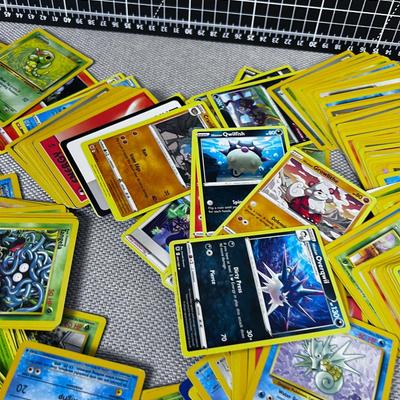Set of Pokémon Cards