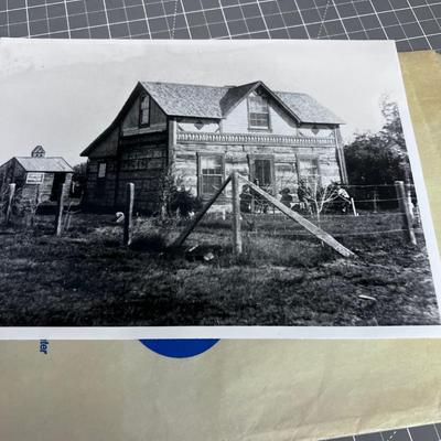VINTAGE: Paper, Photos, Post Cards 