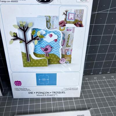 SIZZIX Dyes and Kits 