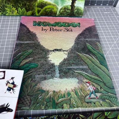 Children's BOOKS (7) 