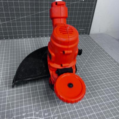 Black & Decker Electric String Trimmer and Edger 