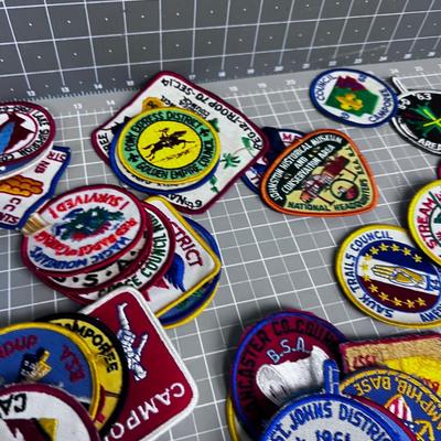 VINTAGE Large Lot of Boy Scout Patches 