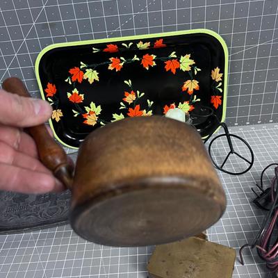 Misc. Decorative Items and a Lamp
