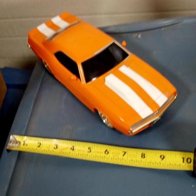 LOT 185 LARGE TOY CAR