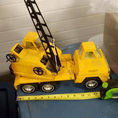 LOT 186 NYLINT CRANE TRUCK