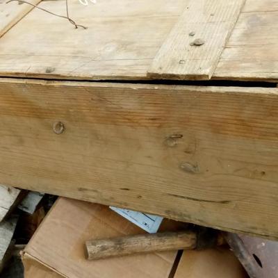 LOT 189 OLD WOODEN BOX