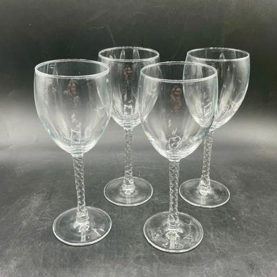 Set of 4 Wine Glasses Clear with Twisted Stems