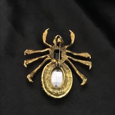 Vintage Exaggerated Spider Brooch Fashion Personality Pink Crystal Insect Pin