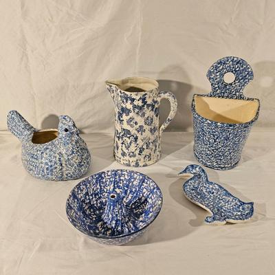 Speckled Chick, Duck, Bundt Pan & More Ceramic Pottery (K-JS)