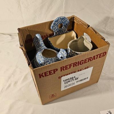Speckled Chick, Duck, Bundt Pan & More Ceramic Pottery (K-JS)