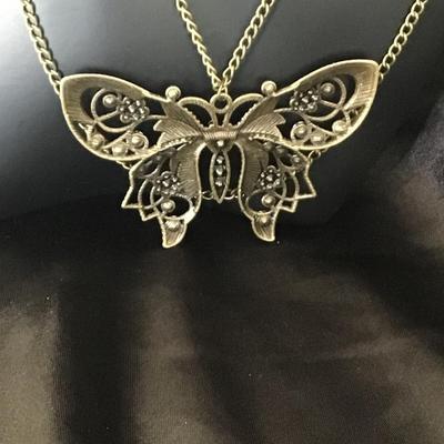Butterfly Necklace Pendant With Green Enameled Wings And Rhinestones With 22 Inch Chain