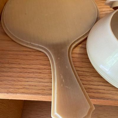 Vintage Bathroom Accessories