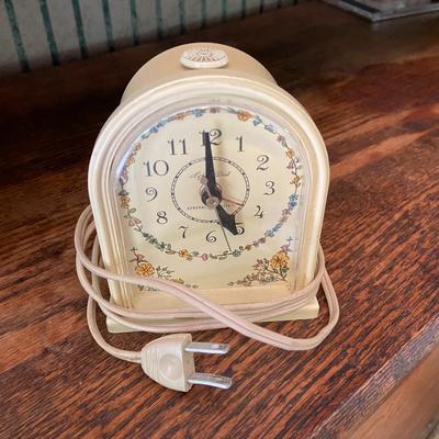 Vintage Bathroom Accessories