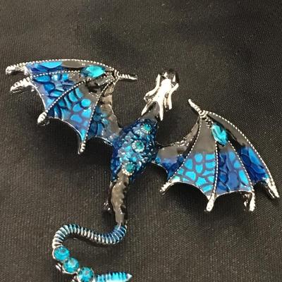Beautiful Enamel Rhinestone Fly Dragon Brooches Legand Animal Pin Women Jewelry