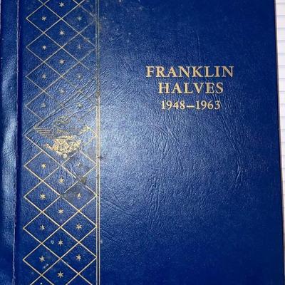 Complete Book Franklin 90 % silver half dollars Reserve set