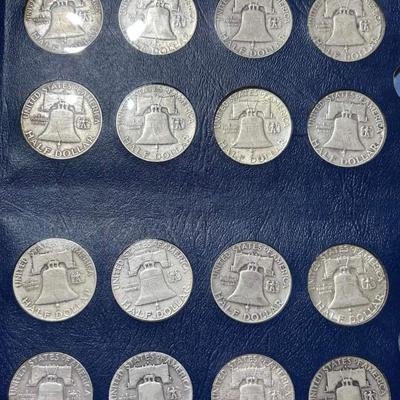 Complete Book Franklin 90 % silver half dollars Reserve set